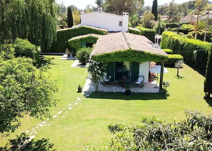 Le Clos De St Paul